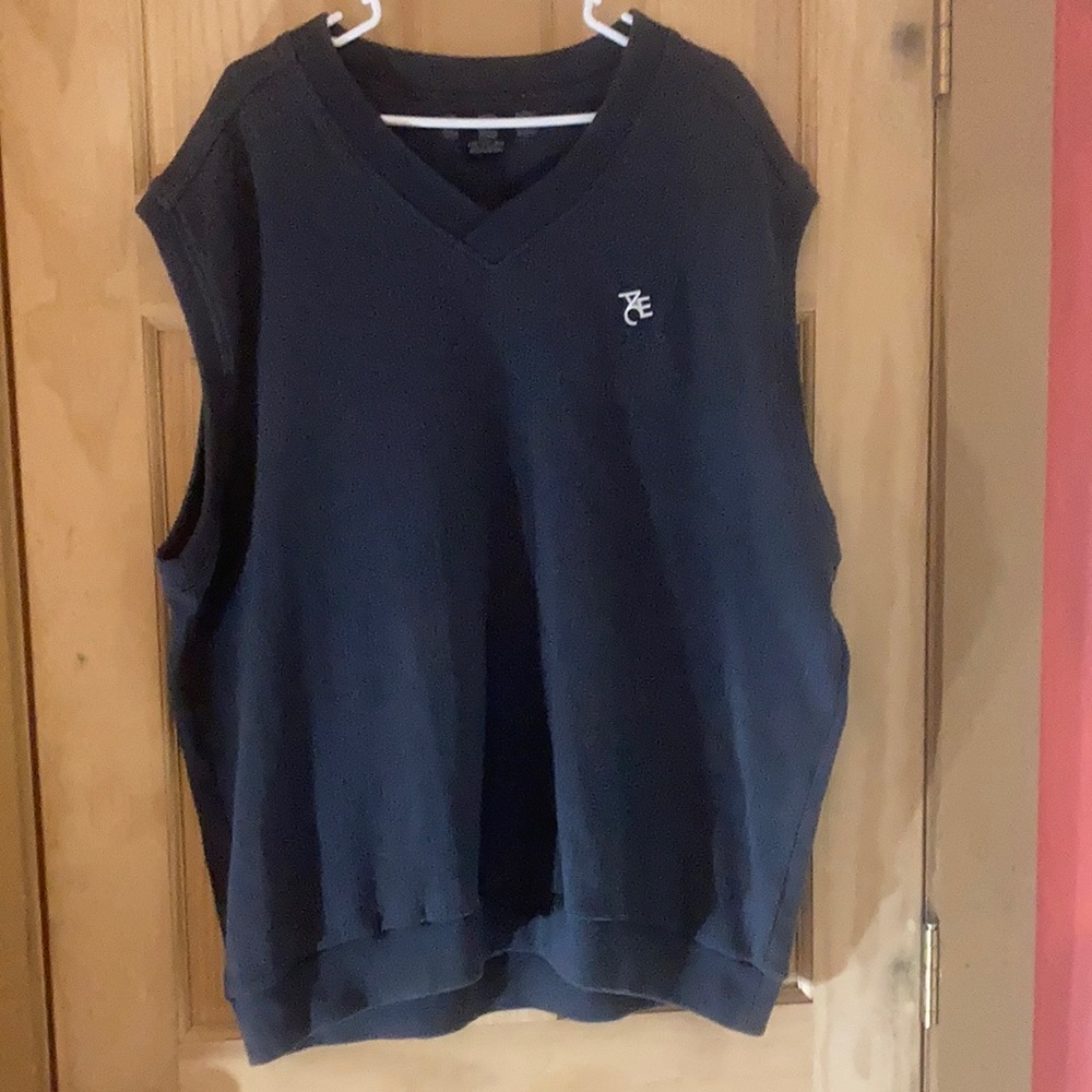 Size XXL Nike golf vest